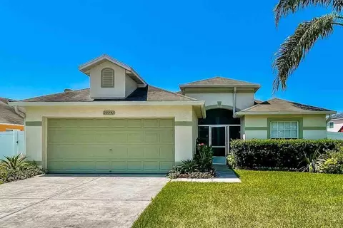 27741 Sugar Loaf Dr, Wesley Chapel, FL 33544
