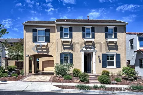 833 Griffon Ct, Danville, CA 94506