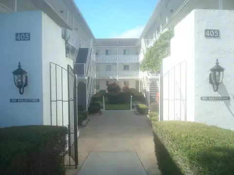 405 N Halifax Ave #203, Daytona Beach, FL 32118