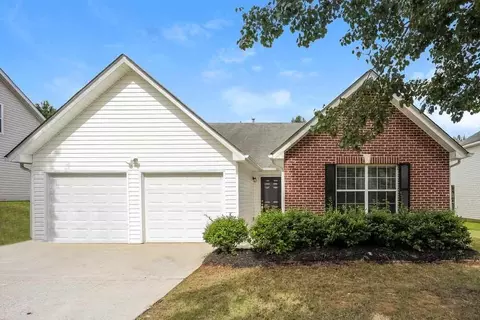6116 Redtop Loop, Fairburn, GA 30213