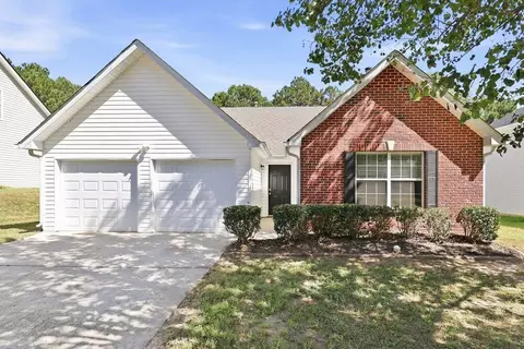 6116 Redtop Loop, Fairburn, GA 30213