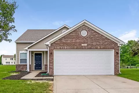 13027 N Becks Grove Dr, Camby, IN 46113