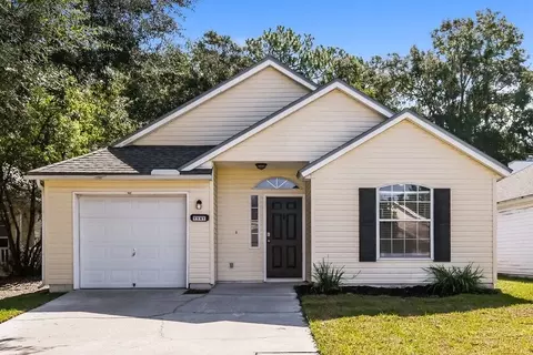 1141 Brookwood Bluff Rd E, Jacksonville, FL 32225