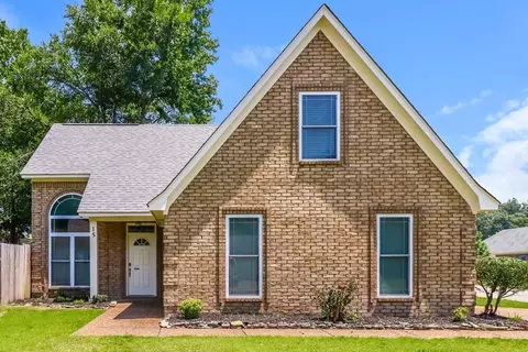 15 Cypress Grove Cv, Oakland, TN 38060