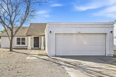 1237 E Wickieup Ln, Phoenix, AZ 85024