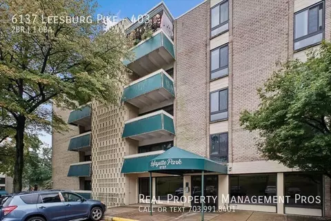 6137 Leesburg Pike #403, Lake Barcroft, VA 22041