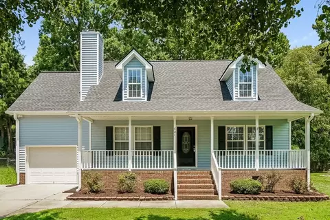 601 Quest Ridge Dr, Fuquay Varina, NC 27526
