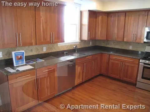 20 Dartmouth St, Somerville, MA 02145