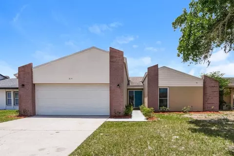814 Settlers Rd, Tampa, FL 33613
