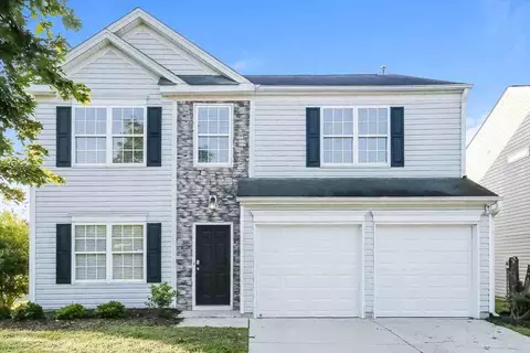 10324 Wakerobin Ln, Charlotte, NC 28213