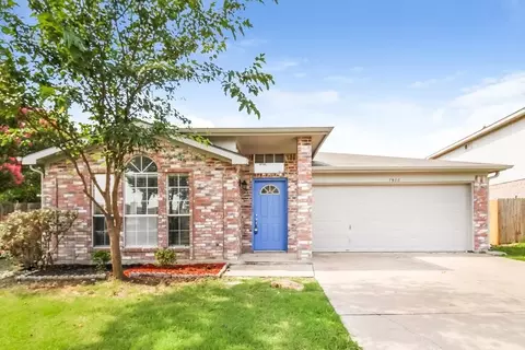 7900 Flowertree Ct, Fort Worth, TX 76137