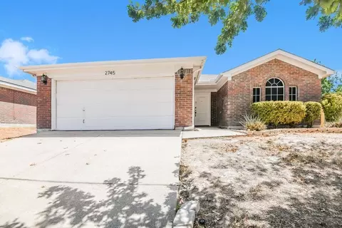 2745 Cochran Way, Fort Worth, TX 76108