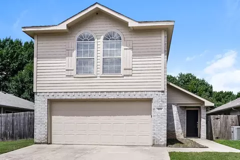 809 Pace Dr, Denton, TX 76209