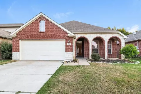 1721 Duck Cove Dr, Aubrey, TX 76227