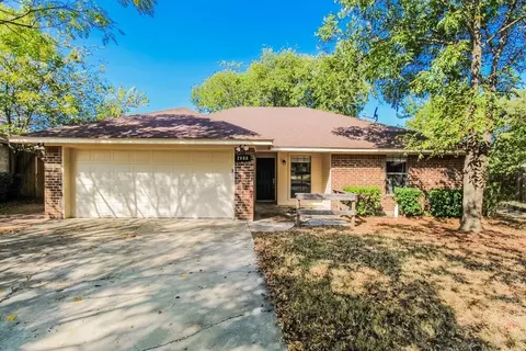 2800 Terry Ct, Denton, TX 76209