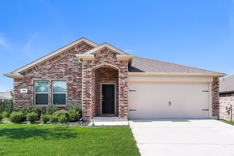 980 Alton Dr, Aubrey, TX 76227