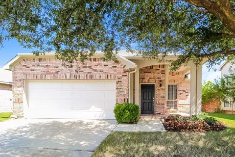 10856 Hawks Landing Rd, Haslet, TX 76052