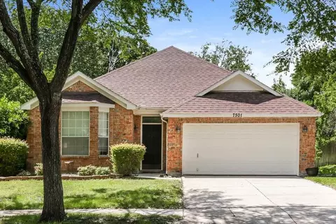 7501 Point Reyes Dr, Fort Worth, TX 76137