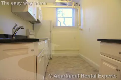 30 Langdon St #17b, Cambridge, MA 02138
