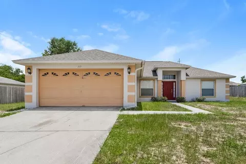 310 Country Lakes Cir, Groveland, FL 34736