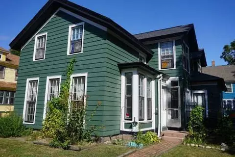 422 W Dutton St #1, Kalamazoo, MI 49007