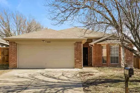 2213 Whispering Wind St, Fort Worth, TX 76108