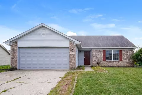 233 Sweetheart Ct, Greenfield, IN 46140