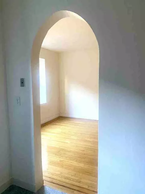 Undisclosed, Larchmont, NY 10538