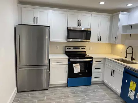 1130 N Market St #1, Jacksonville, FL 32206