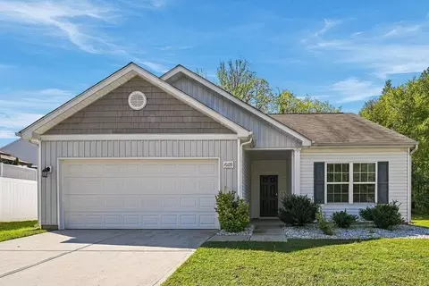 7609 Malden Park Dr, Charlotte, NC 28215