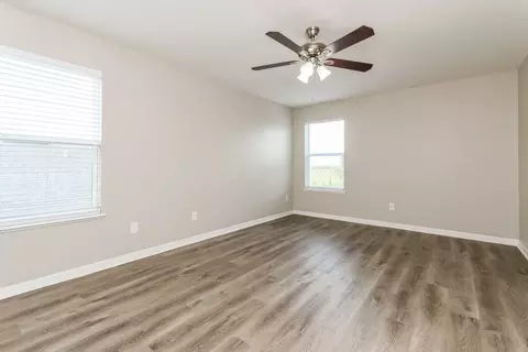 4911 Windbourne Way, Saint Cloud, FL 34772 photo 11