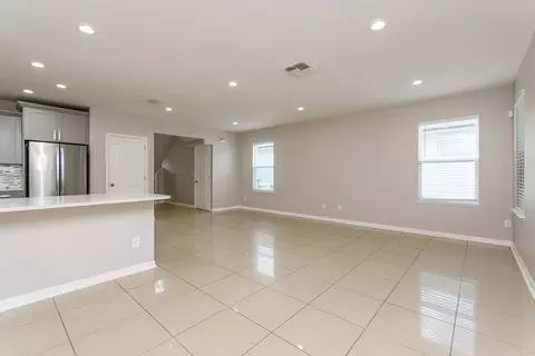 4911 Windbourne Way, Saint Cloud, FL 34772 photo 7