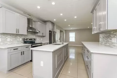 4911 Windbourne Way, Saint Cloud, FL 34772 photo 8