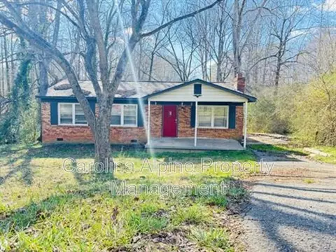 3729 Somerset Dr, Gastonia, NC 28052