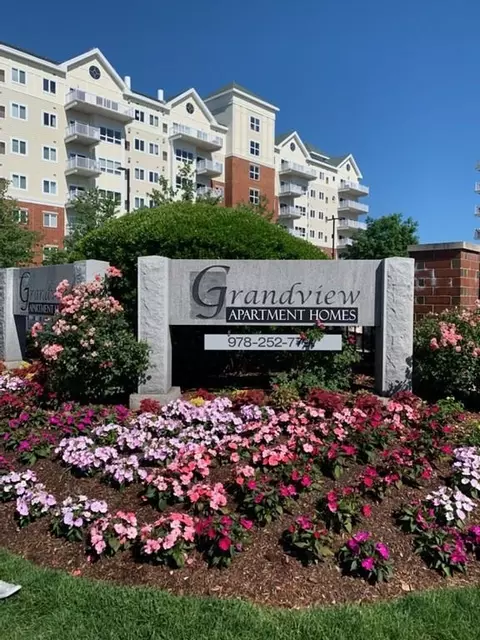 527 Pawtucket Blvd UNIT 207, Lowell, MA 01854