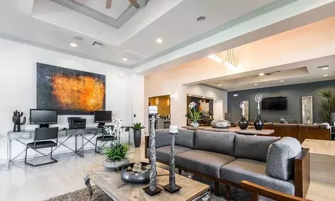 9107 Circle Dr #548, Austin, TX 78736