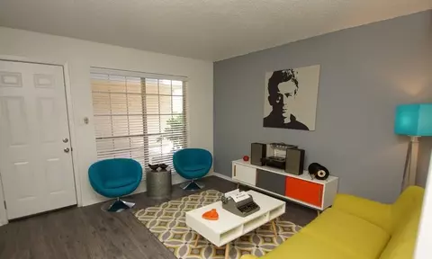 4417 Airport Blvd #189, Austin, TX 78722
