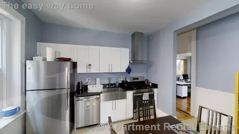 147 Columbia St #3L, Cambridge, MA 02139