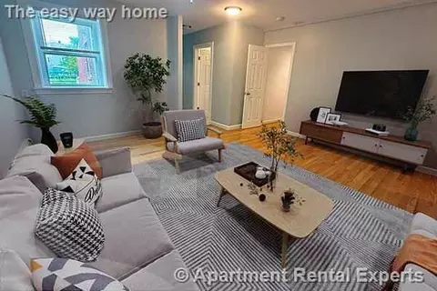 27 Lambert St #1L, Cambridge, MA 02141
