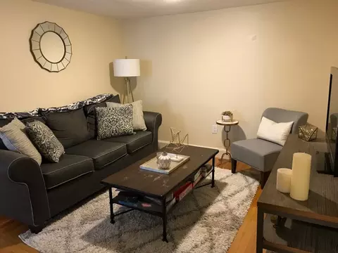 137 Peterborough St #33, Boston, MA 02215