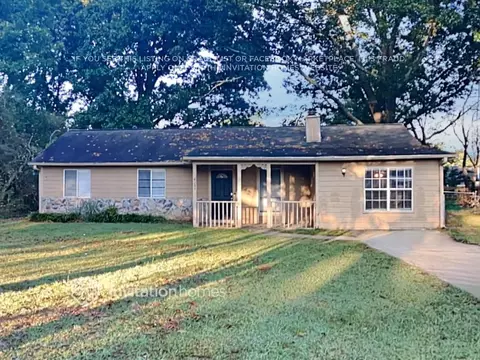 4101 Cleft Ct, Snellville, GA 30039