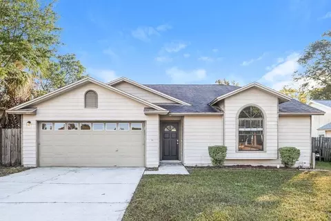 8026 Fleur De Lis Dr, Jacksonville, FL 32277