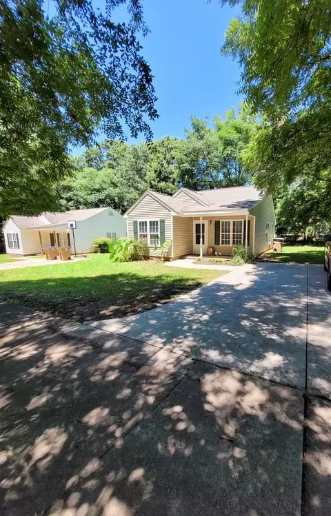 539 N Taylor St, Wake Forest, NC 27587