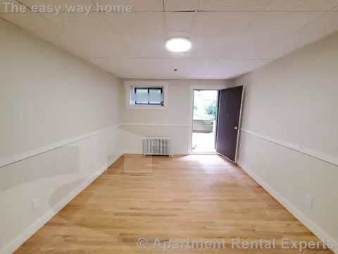 1010 Massachusetts Ave #1, Cambridge, MA 02138