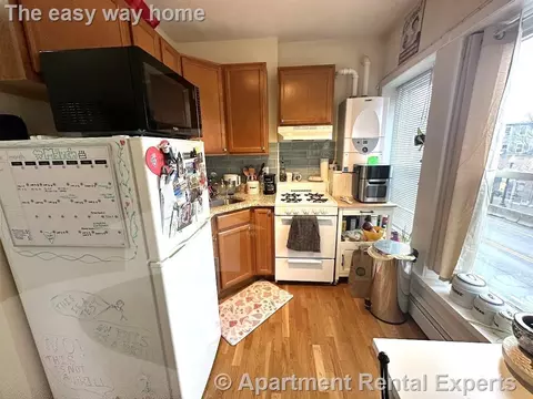 1056 Cambridge St #2f, Cambridge, MA 02141