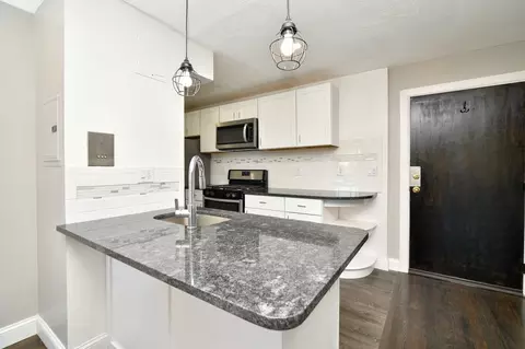 800 Hyde Park Ave #37, Boston, MA 02136