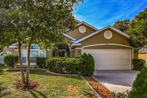 3270 Deuce Ct, Jacksonville, FL 32277