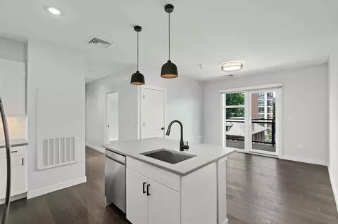 54 Auburn St #400, Brookline, MA 02446