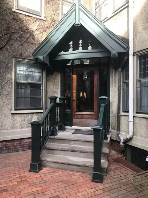 10 Remington St #208, Cambridge, MA 02138