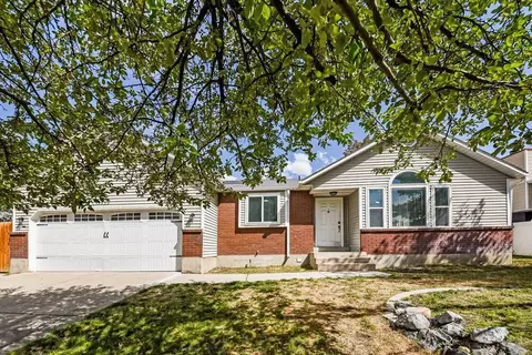 11959 S Aspen Ridge Rd, Sandy, UT 84094